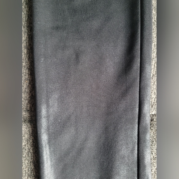 Bebe black 28" leggings in size xs. - Picture 5 of 5